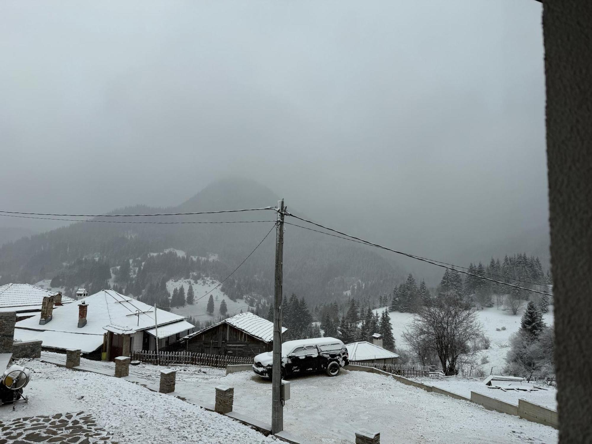 Къща За Гости Меча Стъпка Gela Exterior foto